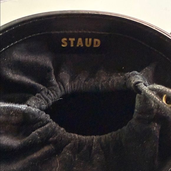 Staud bucket bag- black leather - Picture 2 of 3